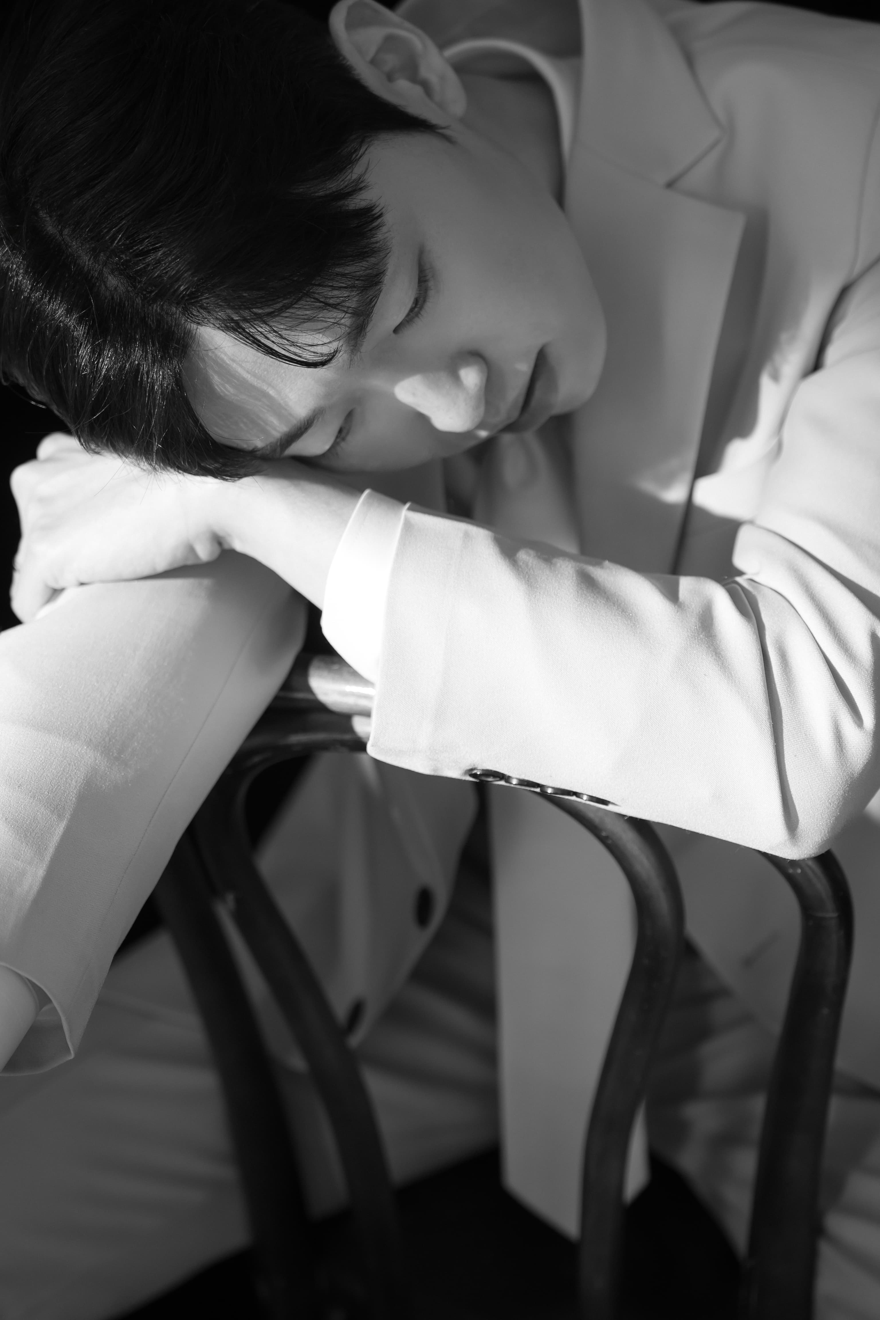 갤러리 24